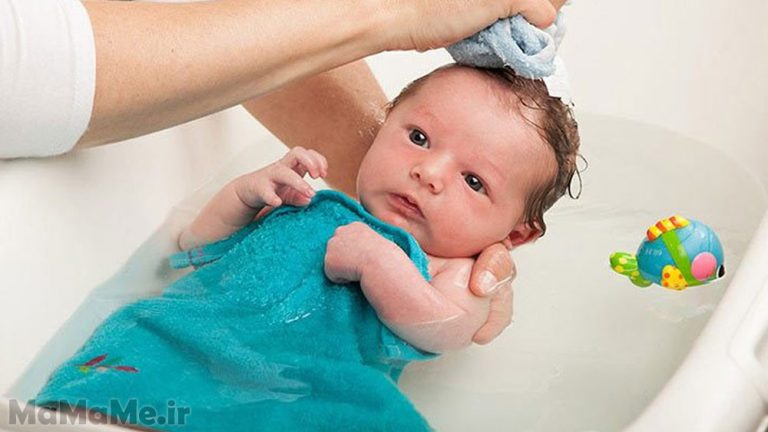 آیا نوزاد چهل روز غسل دارد؟ حمام 40 روزگی نوزاد چطور انجام میشود؟